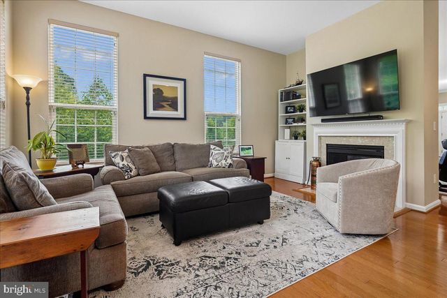 17021 FOUR SEASONS DR, Dumfries, VA 22025