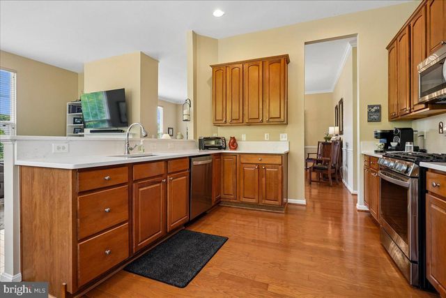 17021 FOUR SEASONS DR, Dumfries, VA 22025