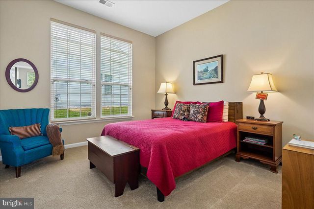 17021 FOUR SEASONS DR, Dumfries, VA 22025