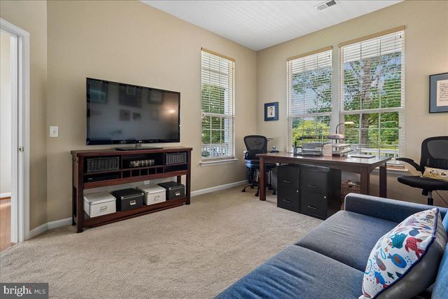 17021 FOUR SEASONS DR, Dumfries, VA 22025