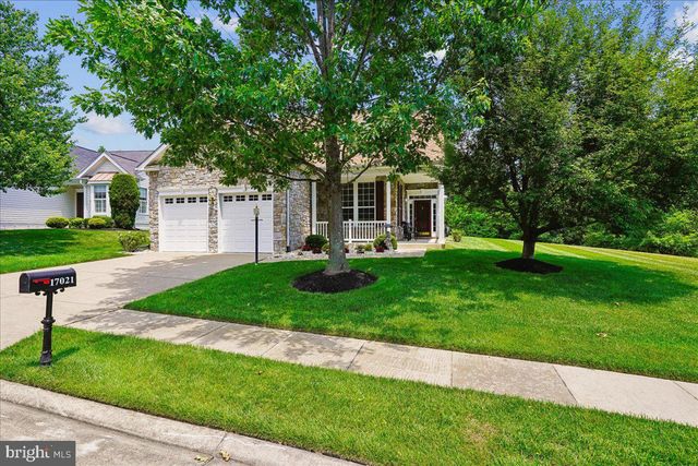 17021 FOUR SEASONS DR, Dumfries, VA 22025