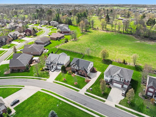 10841 Seabiscuit Court, Union, KY 41091