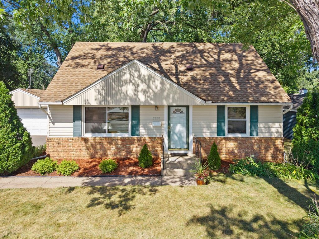2900 W 84th Street, Bloomington, MN 55431 — exterior