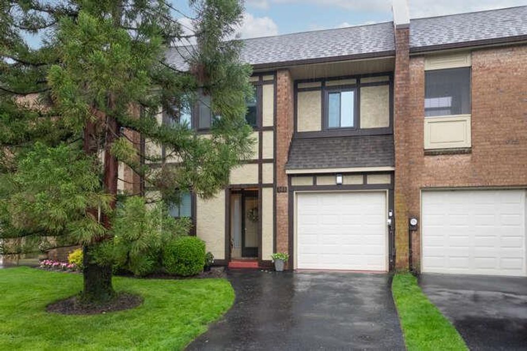 141 Southgate Drive, Massapequa Park, NY 11762