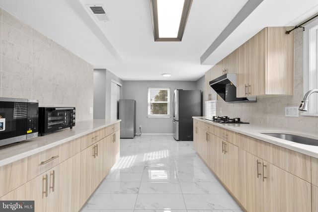 1877 SANFORD ST, Philadelphia, PA 19116