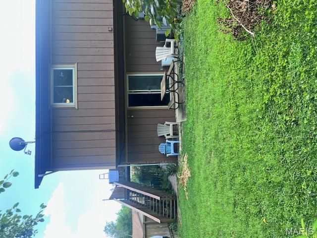 133 Kensington Heights Road, Belleville, IL 62226