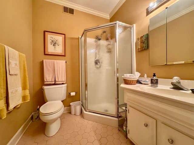 15B Charleston Greene, Danville, KY 40422
