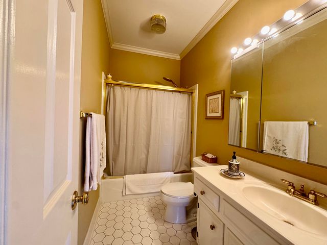 15B Charleston Greene, Danville, KY 40422