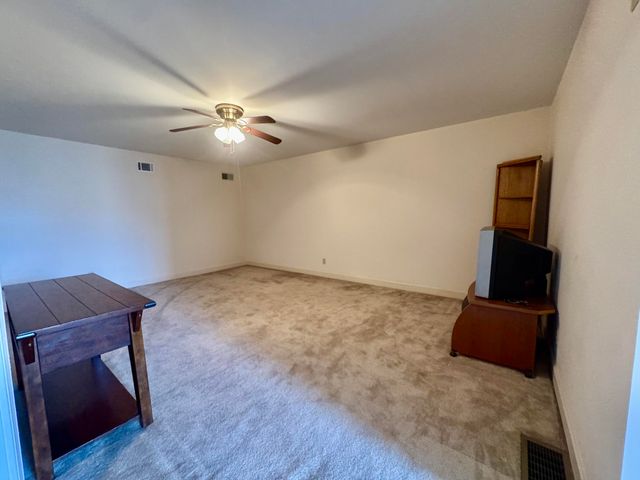 15B Charleston Greene, Danville, KY 40422