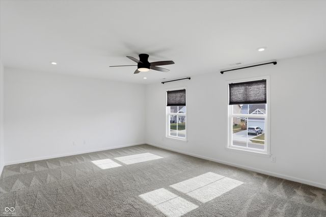 5498 Woods Pointe Drive, Mccordsville, IN 46055