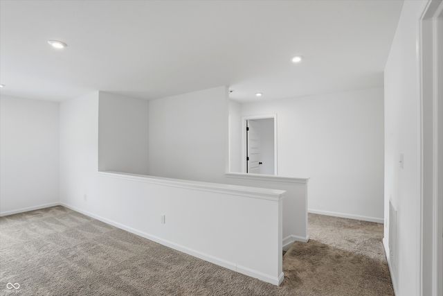 5498 Woods Pointe Drive, Mccordsville, IN 46055