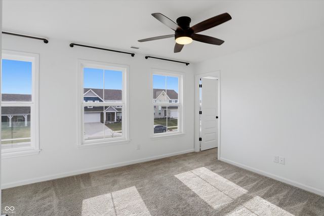 5498 Woods Pointe Drive, Mccordsville, IN 46055