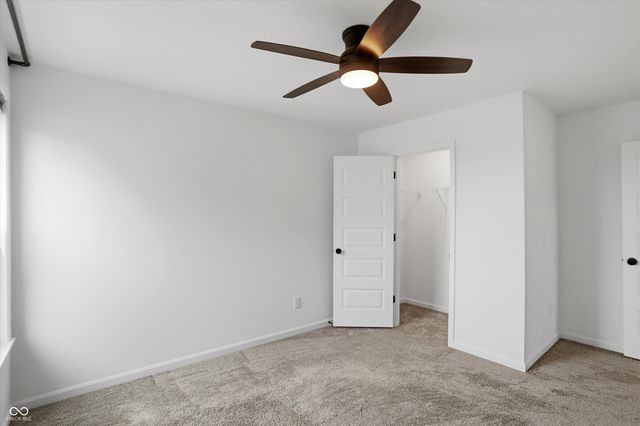 5498 Woods Pointe Drive, Mccordsville, IN 46055