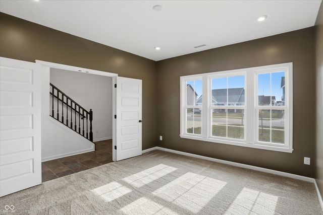 5498 Woods Pointe Drive, Mccordsville, IN 46055