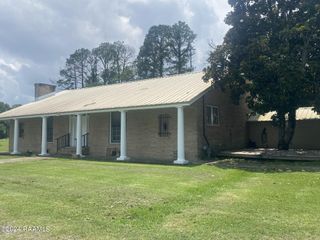 1026 S Ryan Avenue, Basile, LA 70515