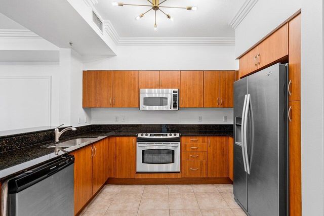 233 S Federal Highway 410, Boca Raton, FL 33432