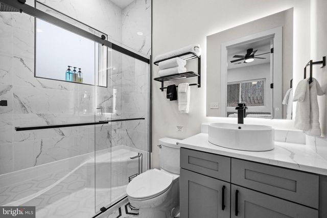 13543 HANGING ROCK LN, Lovettsville, VA 20180