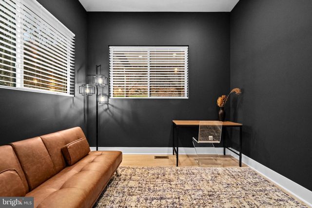 13543 HANGING ROCK LN, Lovettsville, VA 20180