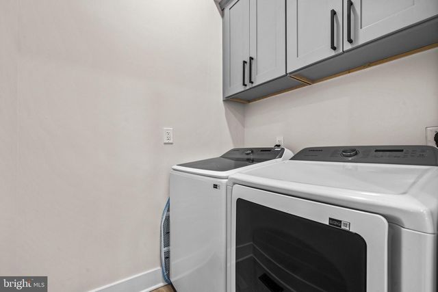 13543 HANGING ROCK LN, Lovettsville, VA 20180