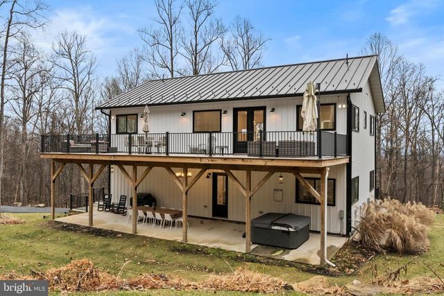 13543 HANGING ROCK LN, Lovettsville, VA 20180
