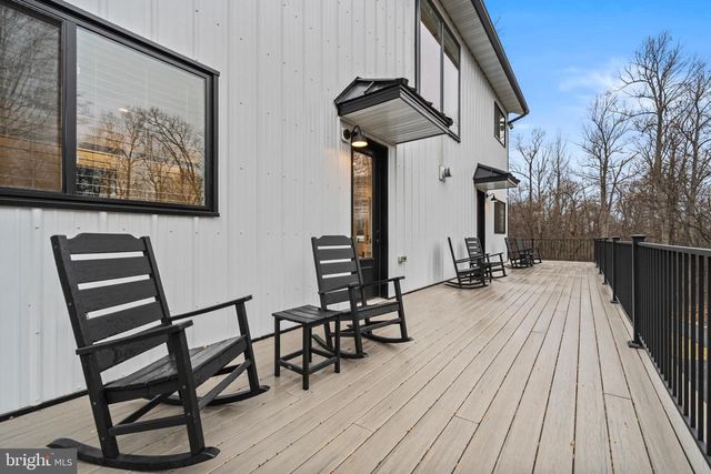 13543 HANGING ROCK LN, Lovettsville, VA 20180