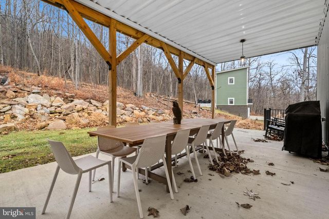 13543 HANGING ROCK LN, Lovettsville, VA 20180