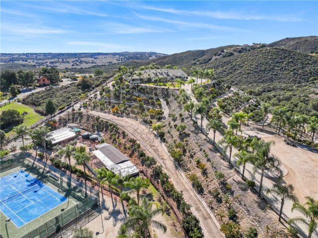 35751 Avenida La Cresta, Murrieta, CA 92562