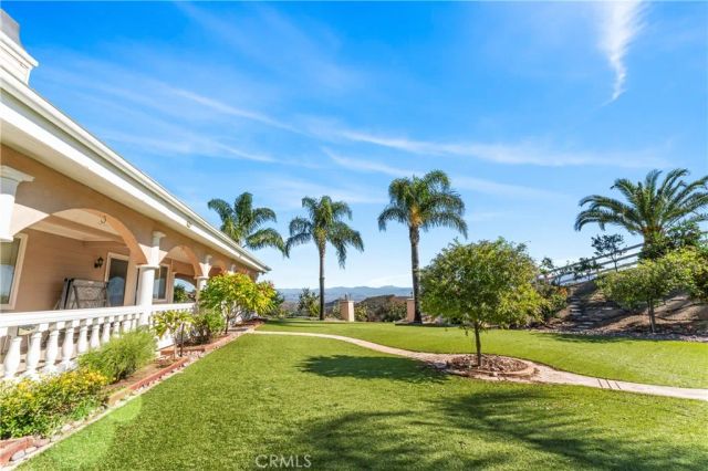 35751 Avenida La Cresta, Murrieta, CA 92562