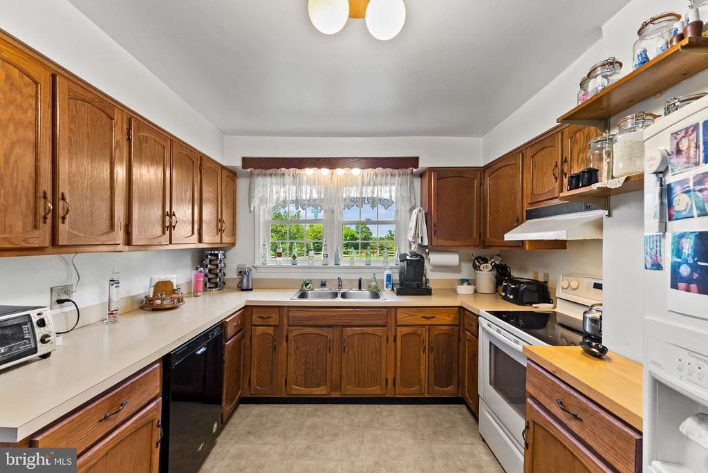 18030 BEL PRE RD, Culpeper, VA 22701