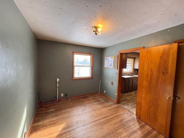 3334 W Glendora Road, Three Oaks, MI 49128