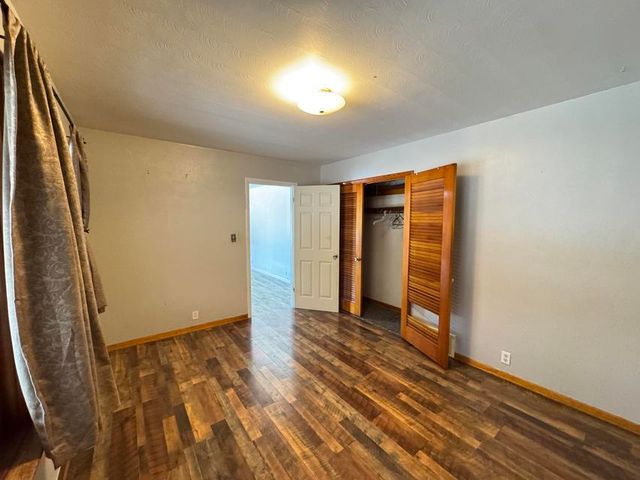 3334 W Glendora Road, Three Oaks, MI 49128