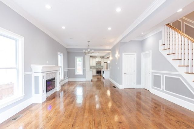 7 Lorenzo Street, Boston, MA 02122