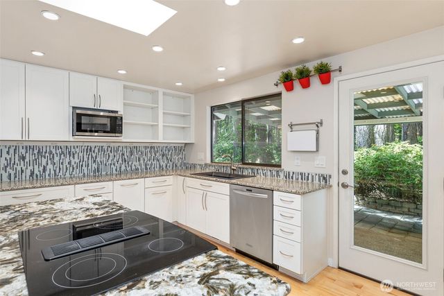 1740 NW Marmot Circle, Silverdale, WA 98383