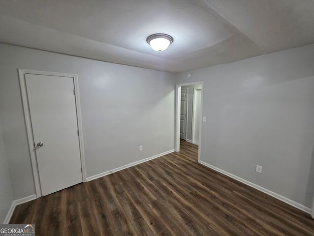 1214 S Broad St, Monroe, GA 30655
