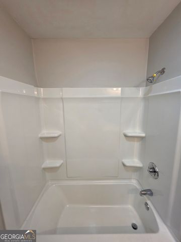 1214 S Broad St, Monroe, GA 30655