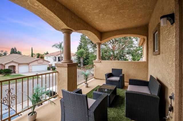 7568 N Hanna Avenue, Fresno, CA 93722