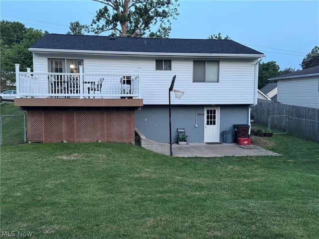 711 E Montgomery Street, Marietta, OH 45750