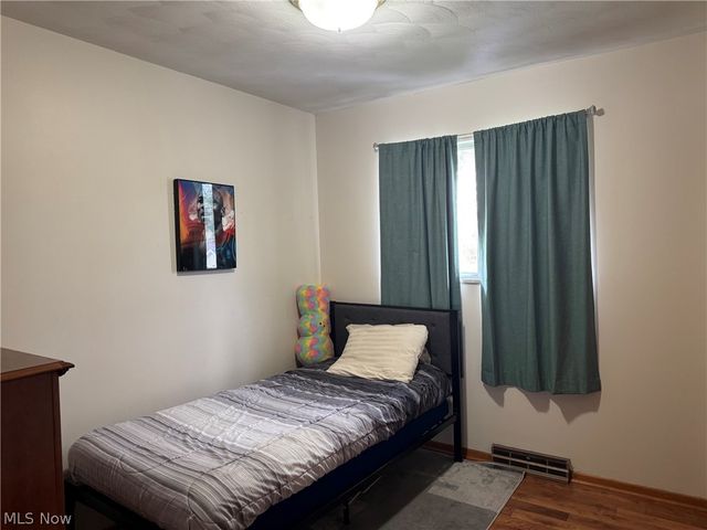 711 E Montgomery Street, Marietta, OH 45750