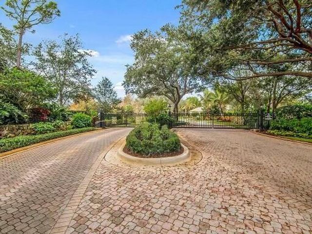 4393 SW Rivers End Way, Palm City, FL 34990