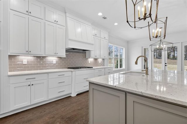 216 Suwanee Avenue, Suwanee, GA 30024