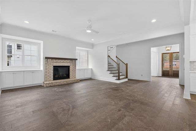 216 Suwanee Avenue, Suwanee, GA 30024