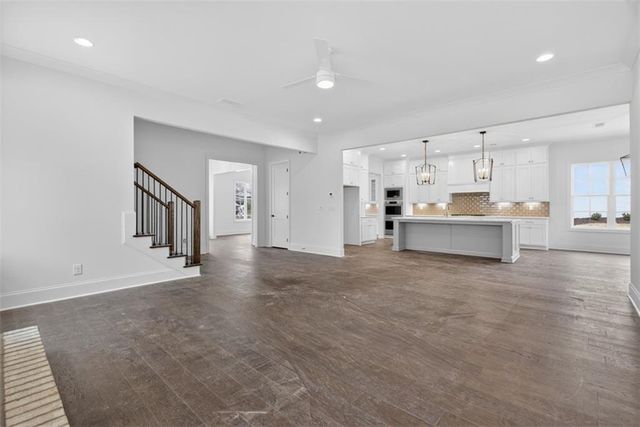 216 Suwanee Avenue, Suwanee, GA 30024