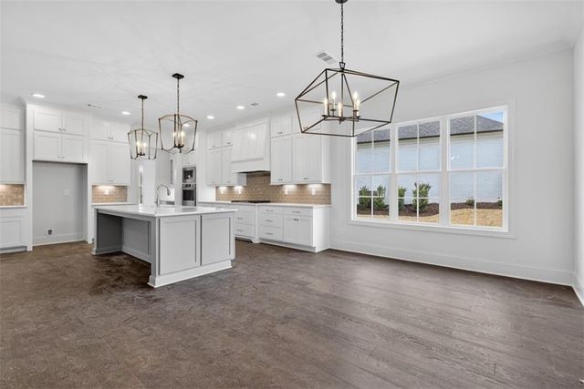 216 Suwanee Avenue, Suwanee, GA 30024