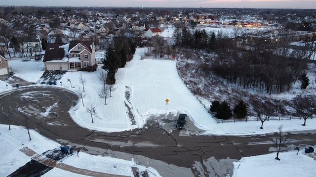 264 Norway Court, Bartlett, IL 60103