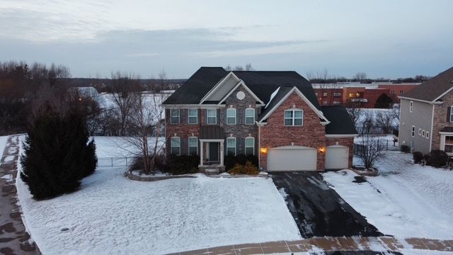 264 Norway Court, Bartlett, IL 60103