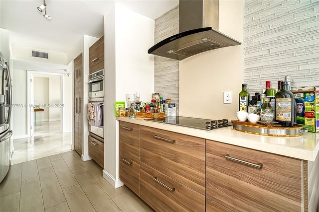 290 174th St 1709, Sunny Isles Beach, FL 33160