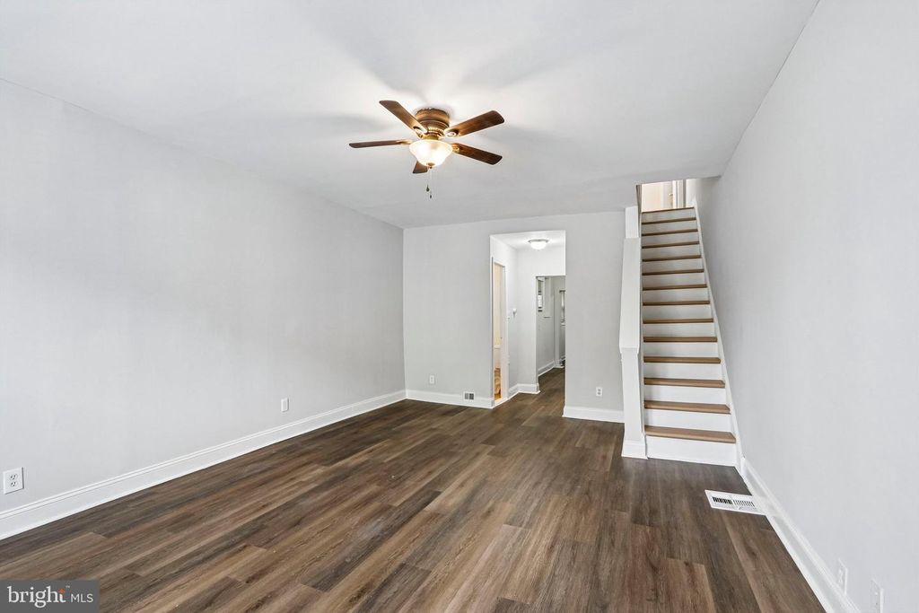 2427 E INDIANA AVE, PHILADELPHIA, PA 19134 — photo 3