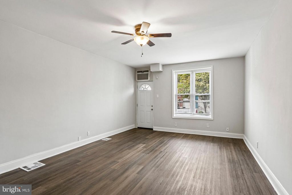 2427 E INDIANA AVE, PHILADELPHIA, PA 19134 — photo 5