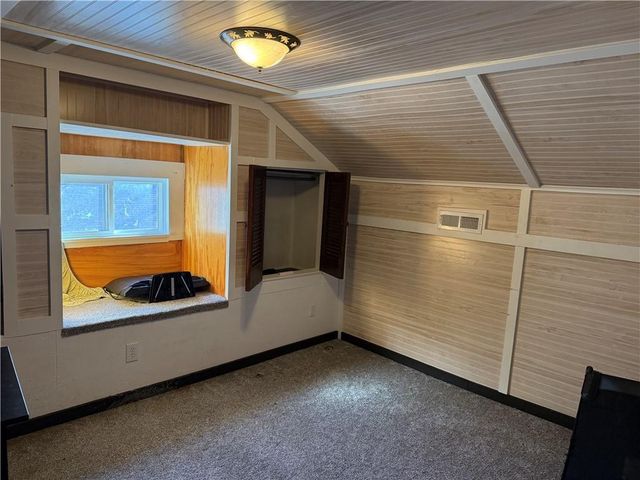 1314 W 5th Street, Coffeyville, KS 67337