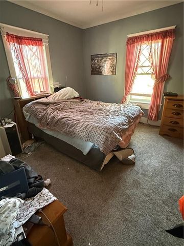 1314 W 5th Street, Coffeyville, KS 67337